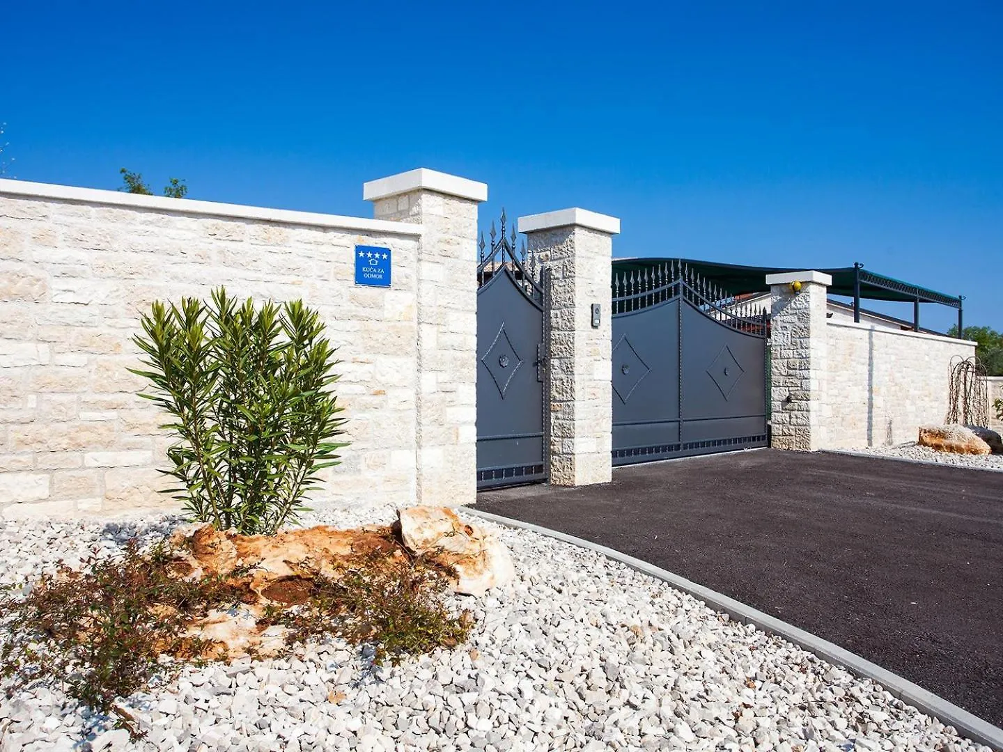 Villa Lory Tar-Vabriga